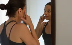 Circular facelift - methods, indications and contraindications