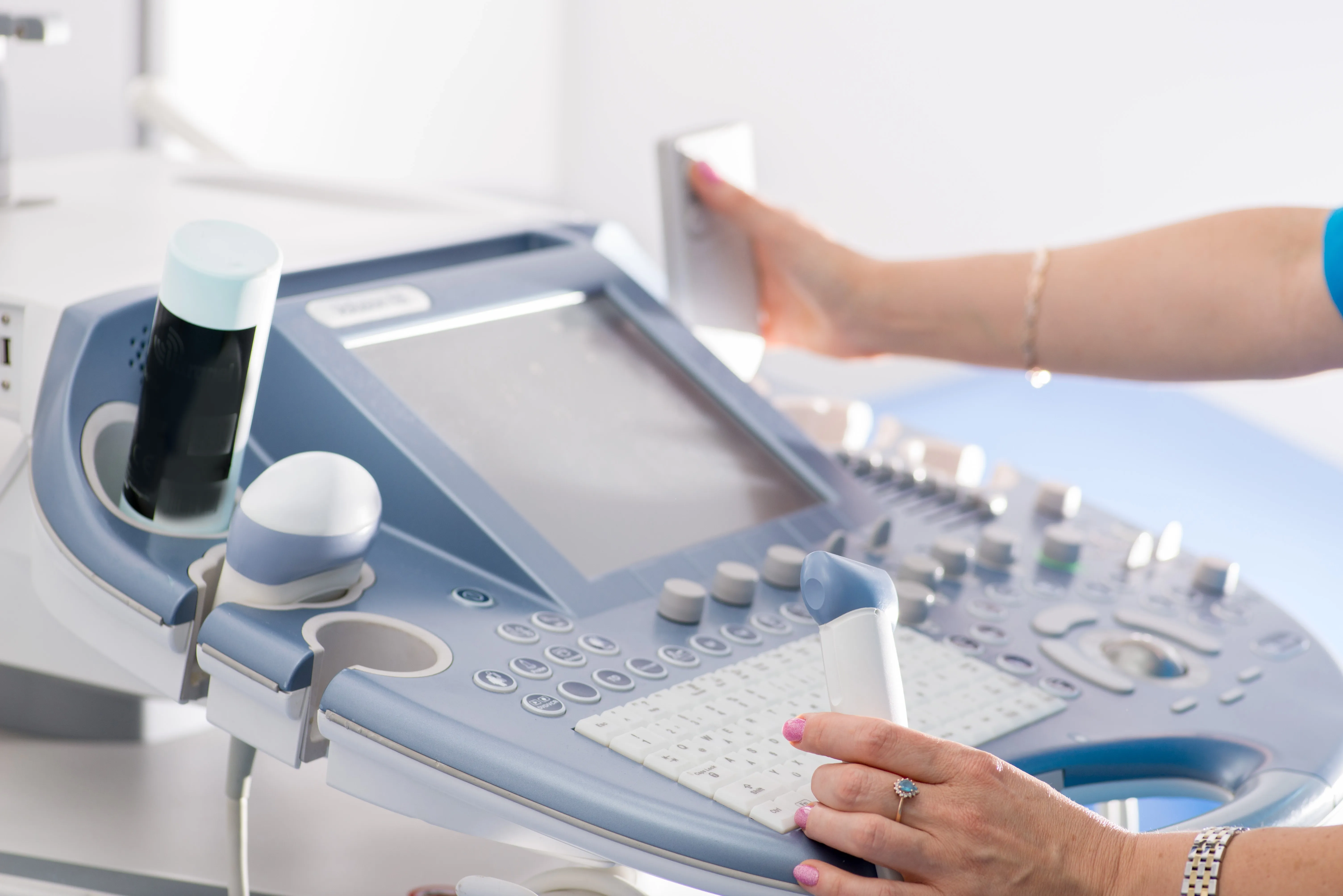 Abdominal ultrasound. What is included in the procedure, features of its implementation