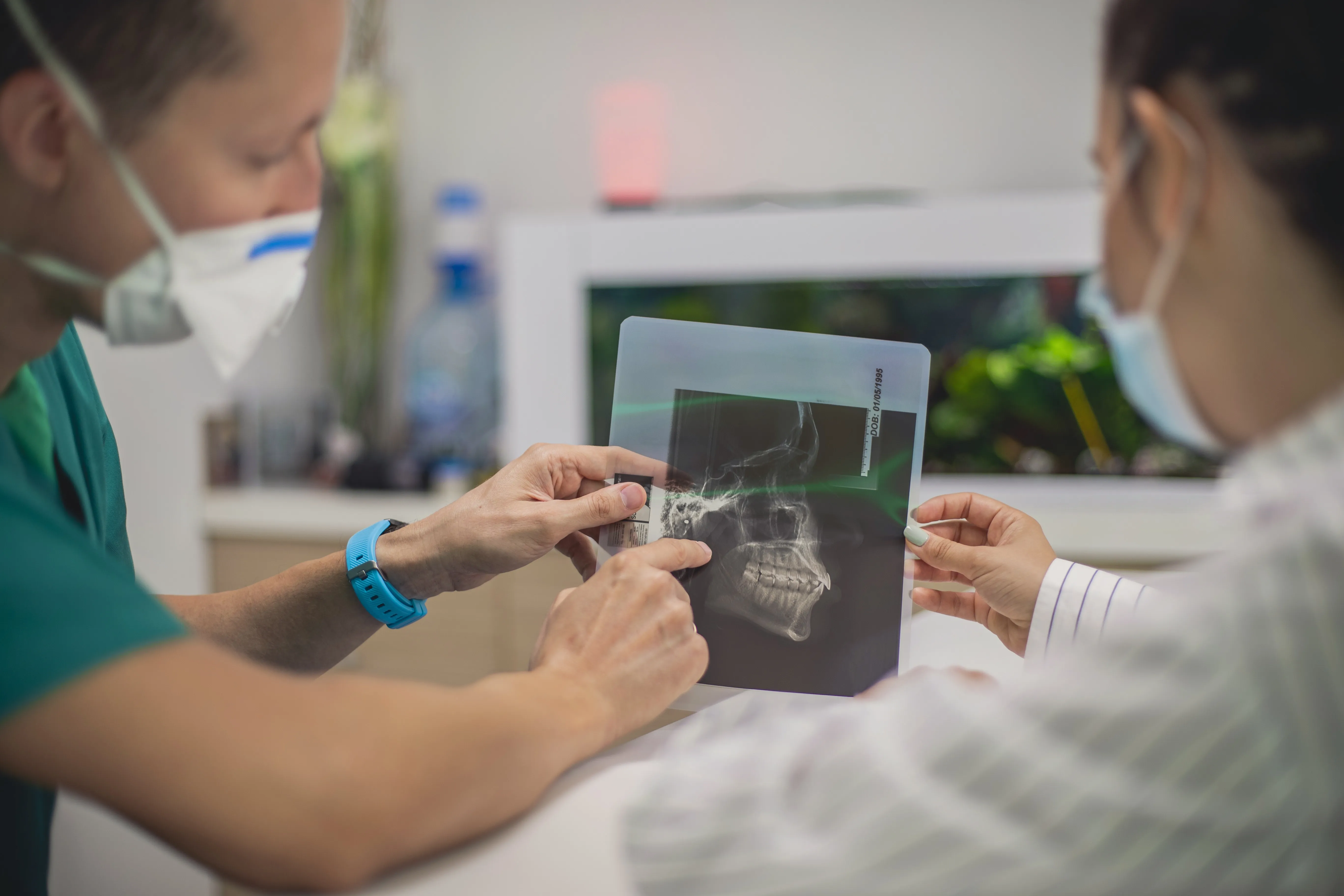 Main symptoms of the osteomyelitis of the lower jaw – information for patients